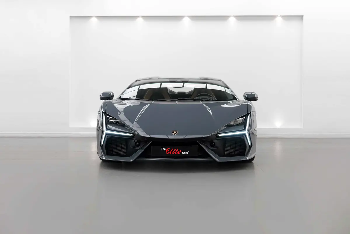 Lamborghini Revuelto, 2024 — фото 5 из 10