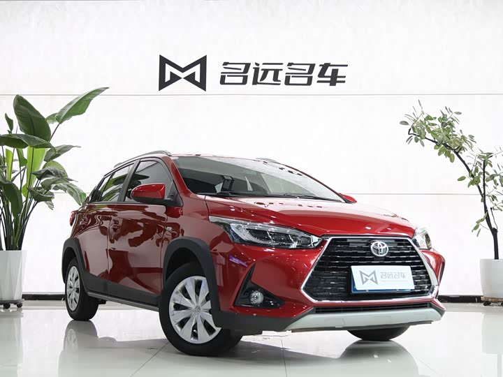 Toyota Yaris L Hatchback, 2023 — фото 3 из 9
