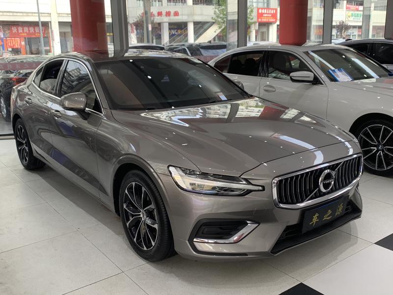 Volvo S60, 2021 — фото 3 из 12