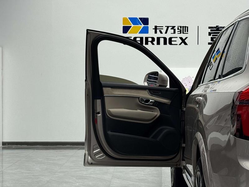 Volvo XC90, 2025 — фото 11 из 12