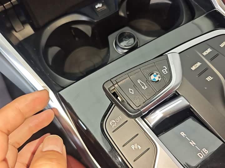 BMW i3, 2023 — фото 9 из 9