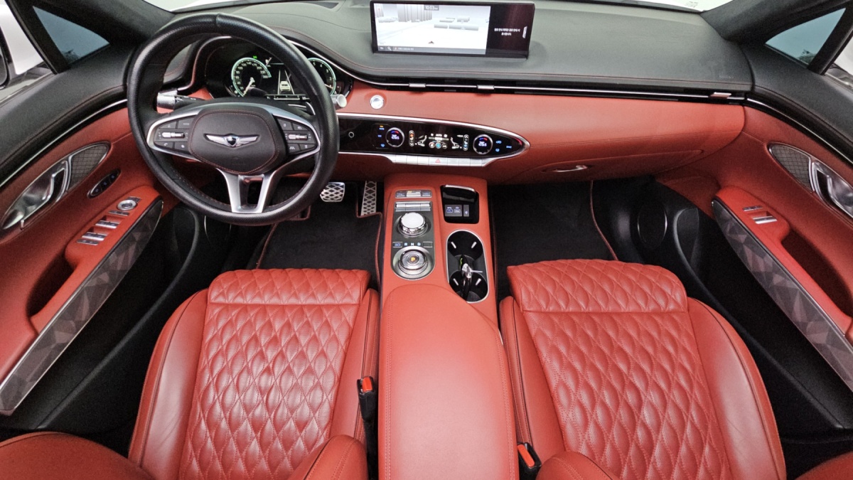 Genesis GV70, 2023 — фото 7 из 12