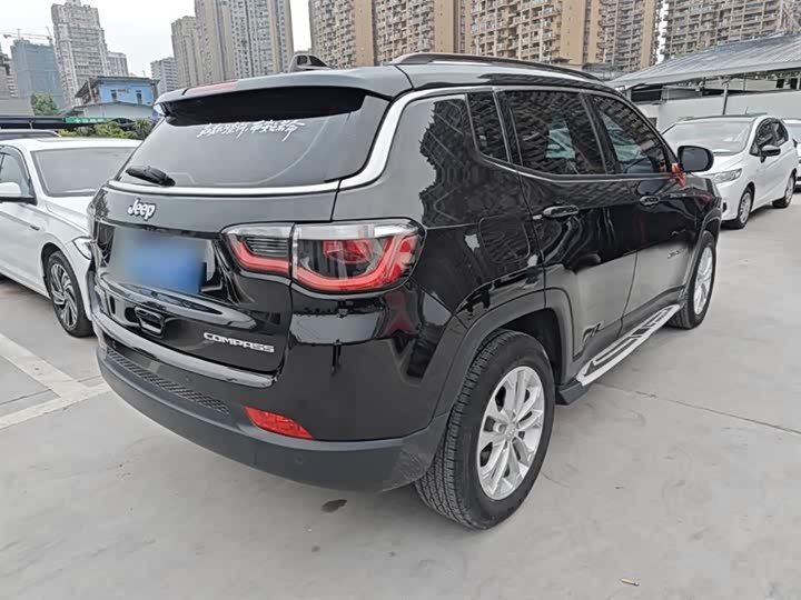 Jeep Compass, 2021 — фото 7 из 9