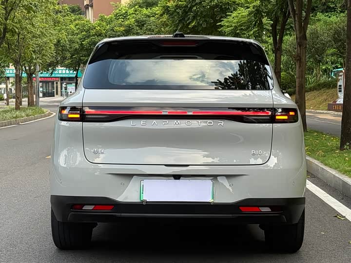 Leapmotor B10, 2025 — фото 4 из 9