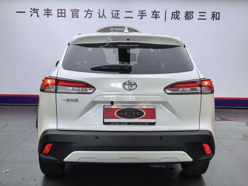 Toyota Corolla Cross, 2024 — фото 4 из 12