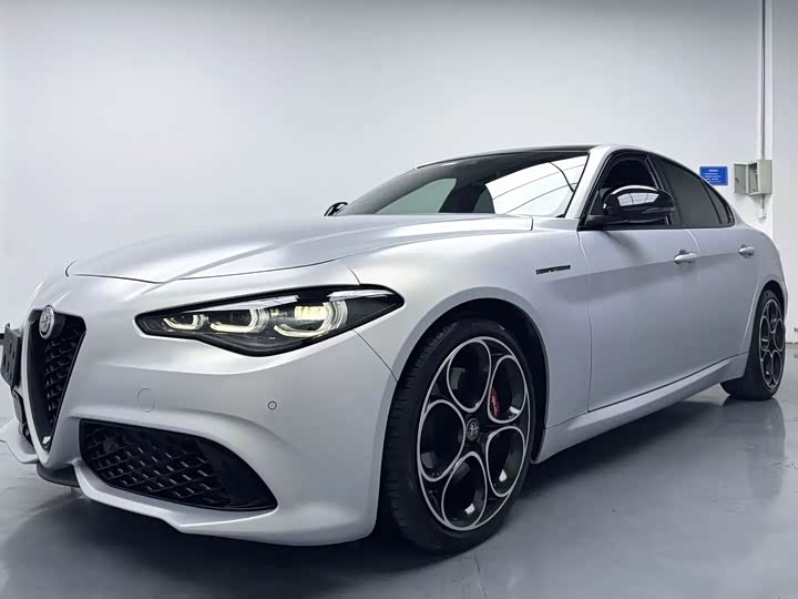 Alfa Romeo Giulia, 2023 — купить в Воронеже под ключ