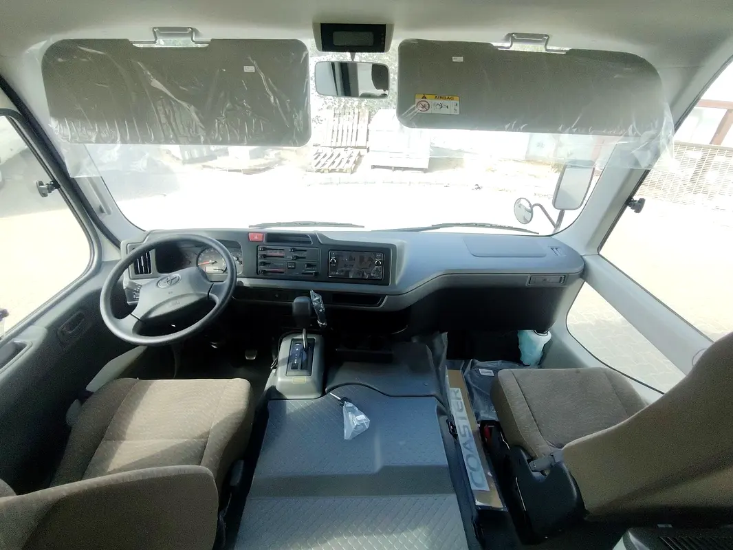 Toyota Coaster, 2026 — фото 6 из 10