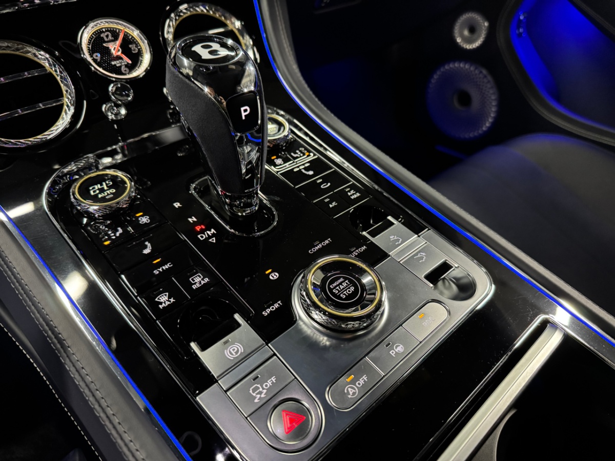 Bentley Continental GT, 2023 — фото 10 из 12