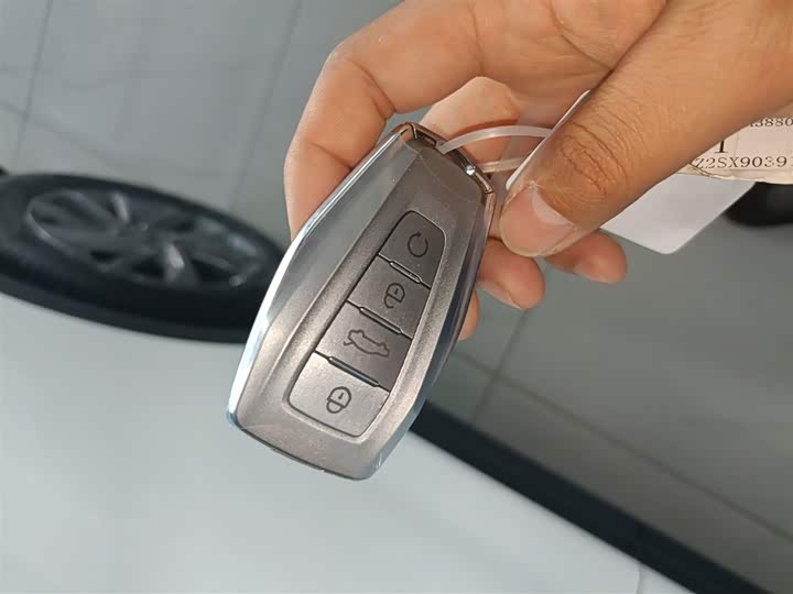Geely Coolray, 2024 — фото 9 из 9