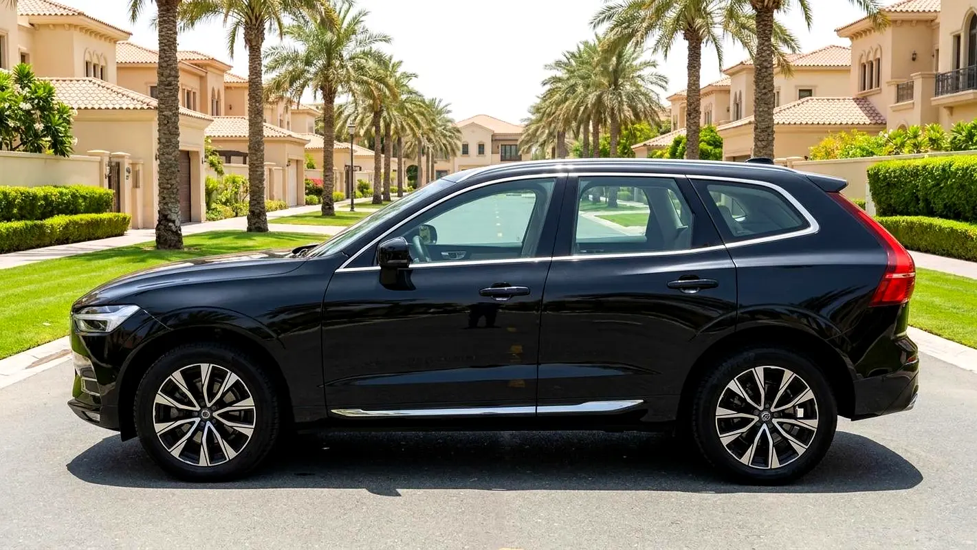 Volvo XC60, 2023 — фото 3 из 10