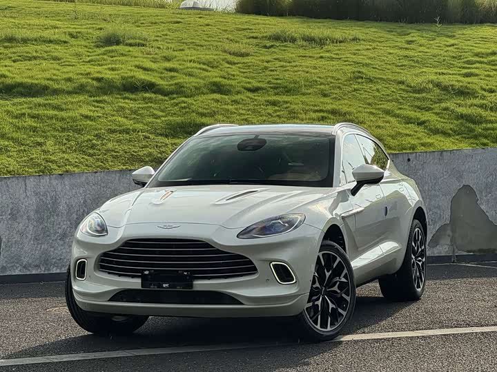 Aston Martin DBX, 2022 — купить в Самаре под ключ
