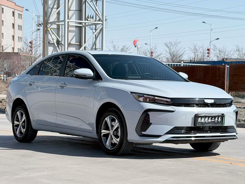 Geely Emgrand L Hi·P Hybrid, 2024 — фото 3 из 10