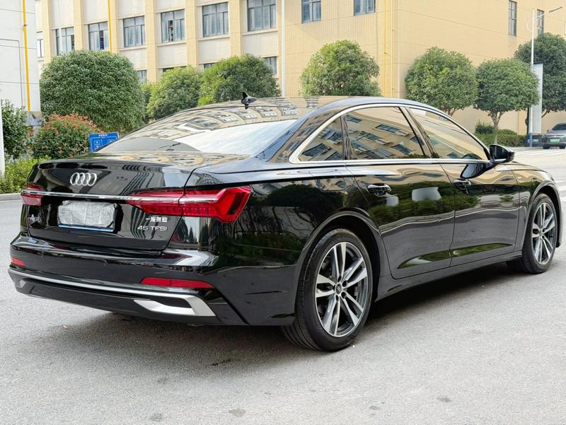 Audi A6L, 2024 — фото 7 из 12