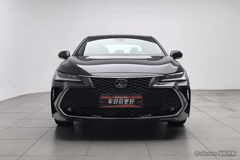 Toyota Avalon, 2023 — фото 2 из 12