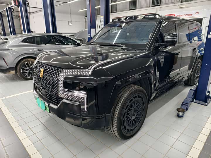 BYD Yangwang U8, 2025 — купить в Воронеже под ключ