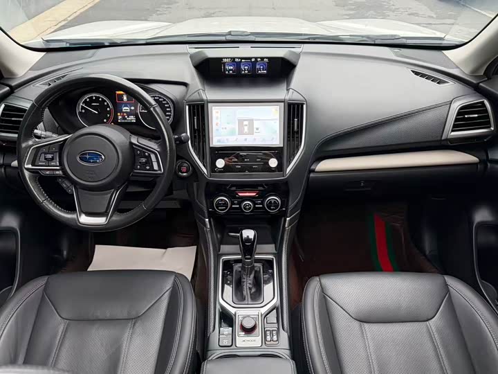 Subaru Forester, 2022 — фото 7 из 9