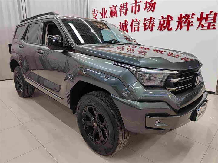 Tank 400 Hybrid, 2023 — фото 3 из 9