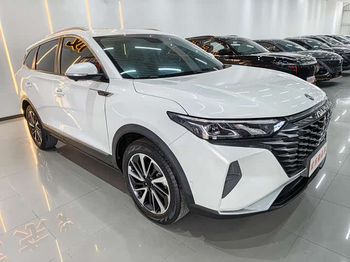 Dongfeng Aeolus AX7, 2022 — фото 3 из 9