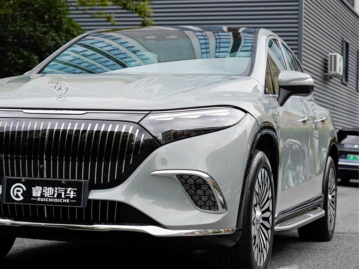 Mercedes-Benz Maybach EQS SUV, 2025 — фото 8 из 9