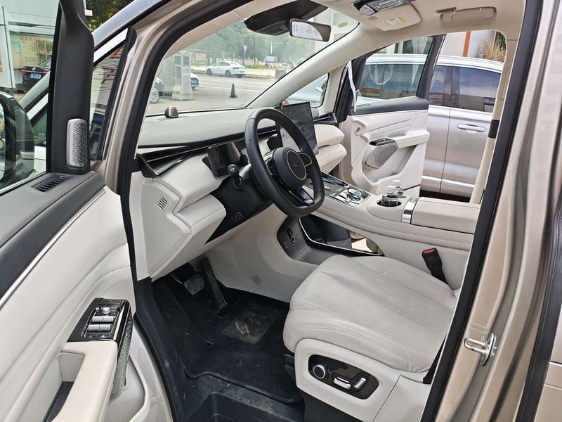 Geely Galaxy V900, 2025 — фото 9 из 12
