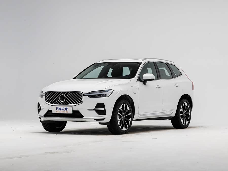 Volvo XC60 Hybrid, 2026 — купить в Костроме под ключ