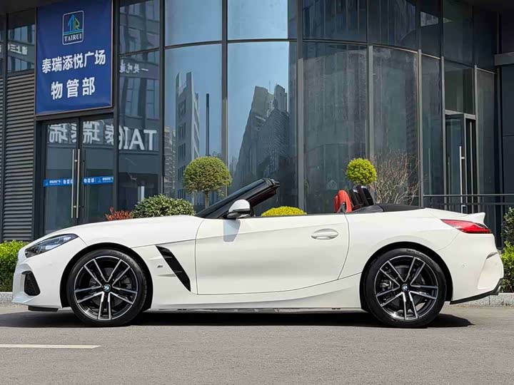 BMW Z4, 2022 — фото 5 из 9