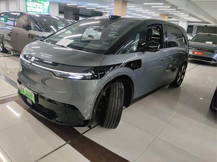 Zeekr Mix, 2025 — купить в Санкт-Петербурге под ключ