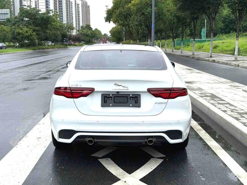 Jaguar XE L, 2023 — фото 5 из 9