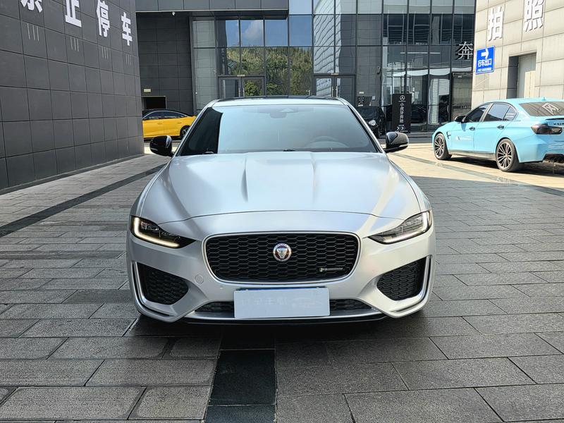 Jaguar XE L, 2022 — фото 2 из 12