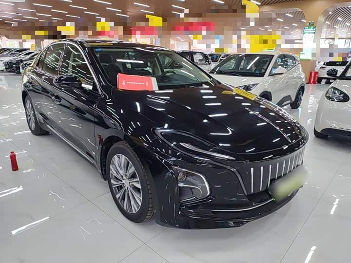 Hongqi E-QM5, 2023 — фото 4 из 9