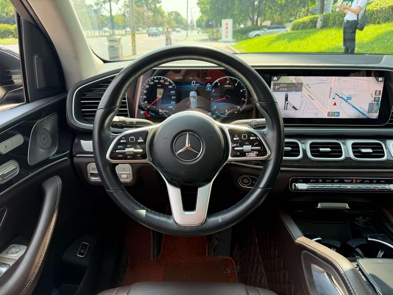 Mercedes-Benz GLE-Class, 2023 — фото 7 из 10