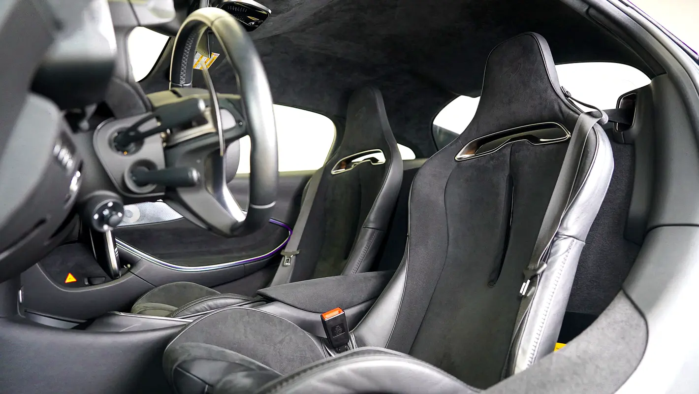 McLaren Artura, 2023 — фото 5 из 10