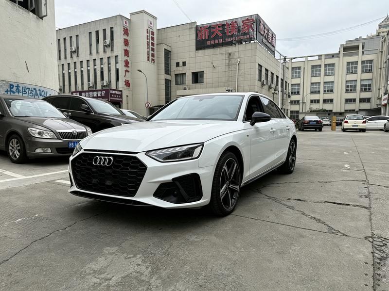 Audi A4L, 2022 — купить в Самаре под ключ
