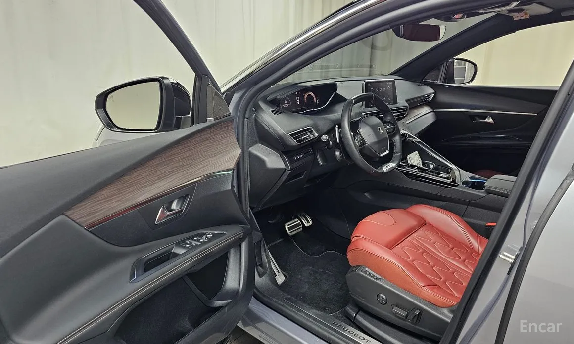 Peugeot 5008, 2024 — фото 10 из 12