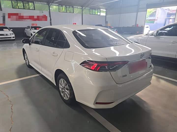 Toyota Corolla, 2023 — фото 5 из 9
