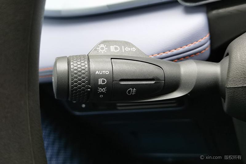 Geely Geometry E Firefly, 2023 — фото 11 из 12