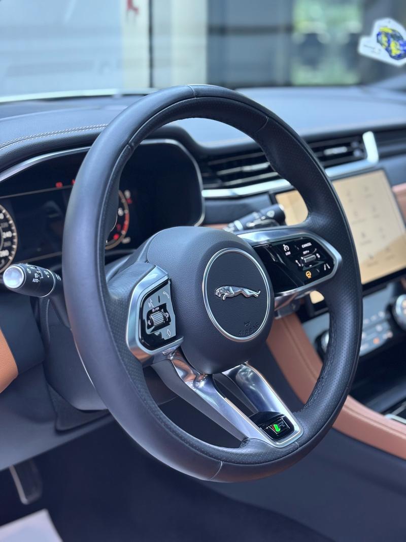 Jaguar XF L, 2023 — фото 11 из 12