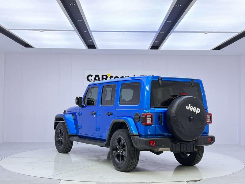 Jeep Wrangler, 2023 — фото 5 из 12