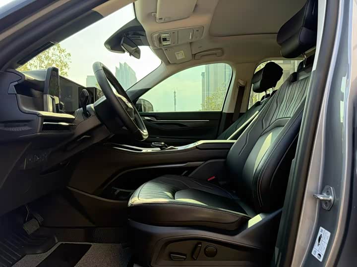 Ford Edge, 2025 — фото 4 из 9