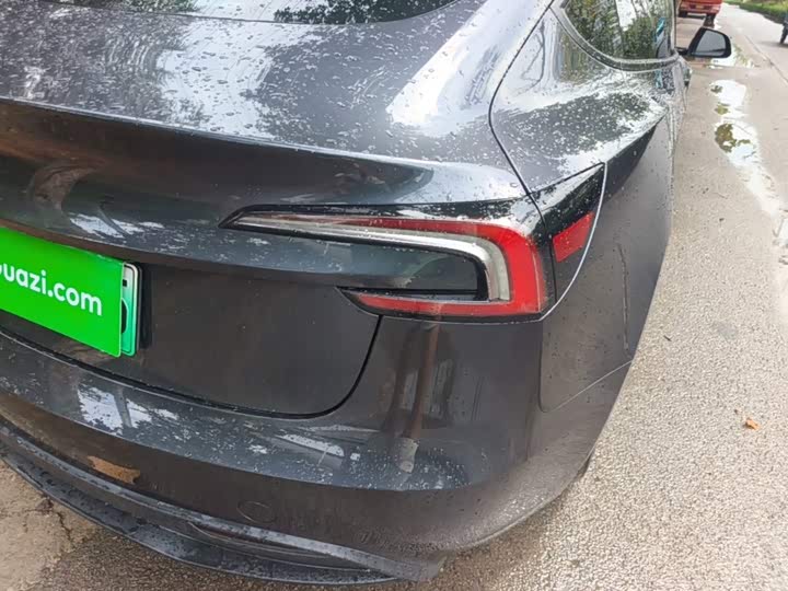 Tesla Model 3, 2024 — фото 8 из 9