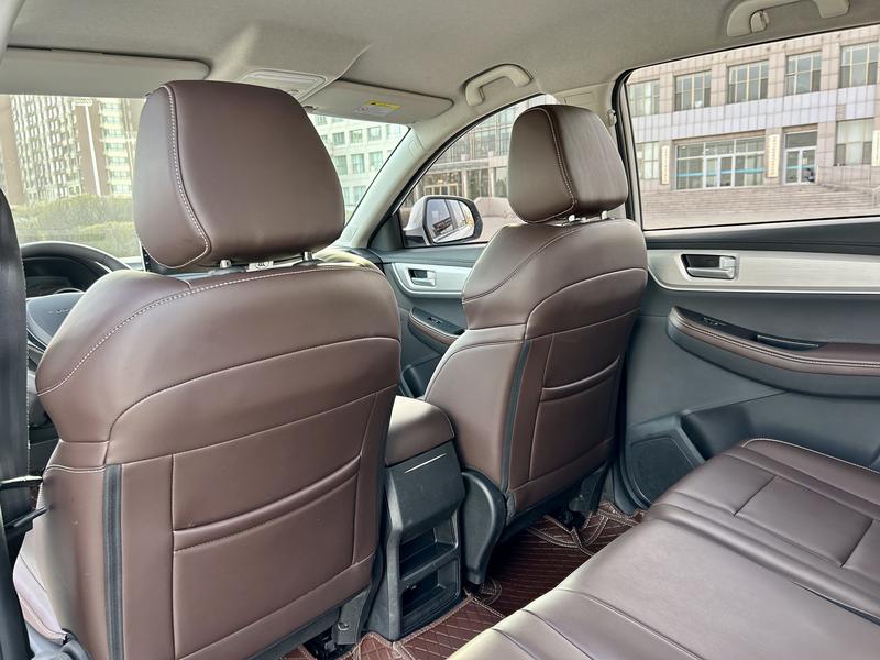 Dongfeng Forthing T5, 2022 — фото 9 из 11