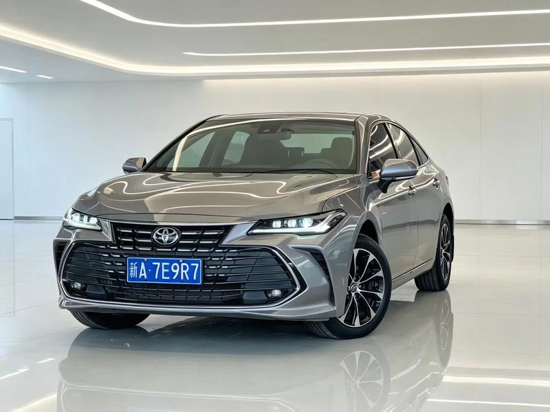 Toyota Avalon, 2023 — купить в Смоленске под ключ