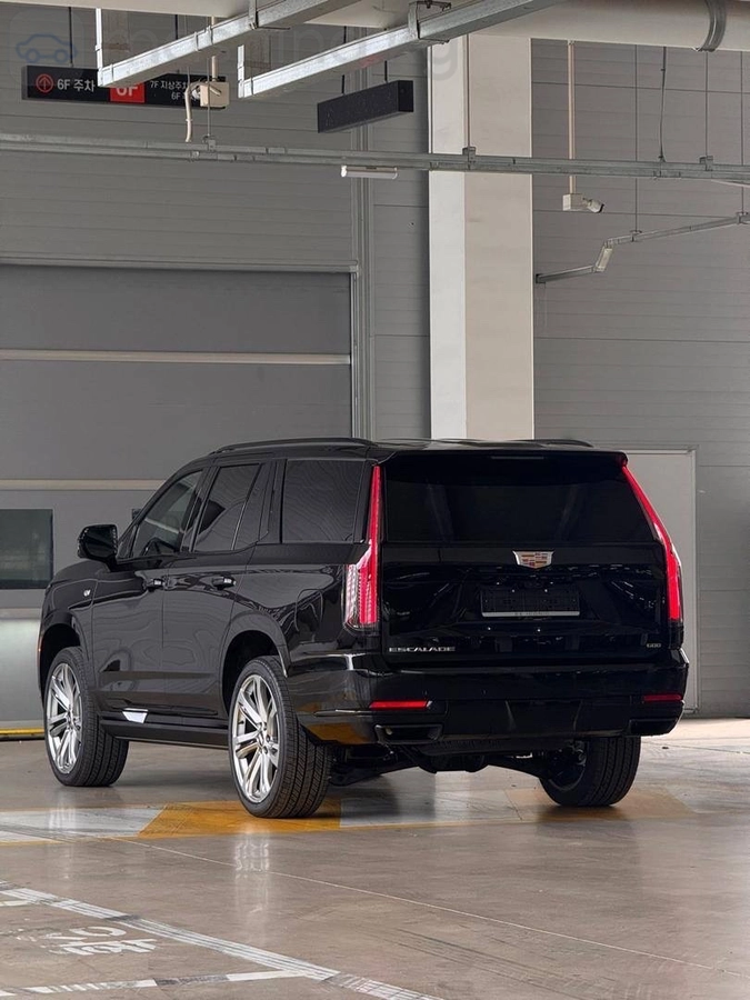 Cadillac Escalade, 2026 — фото 4 из 9