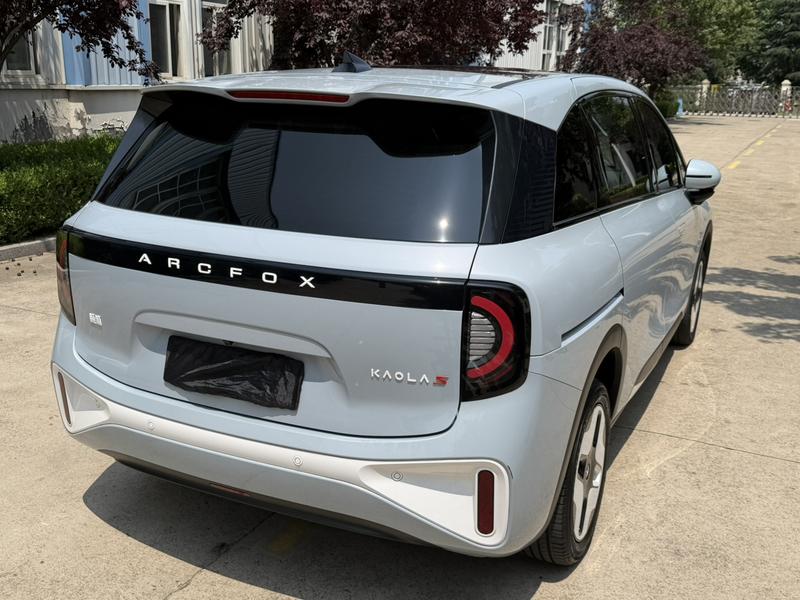 BAIC Arcfox Kaola S, 2024 — фото 6 из 12