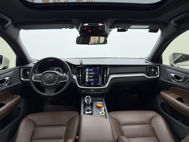 Volvo S60, 2022 — фото 7 из 12