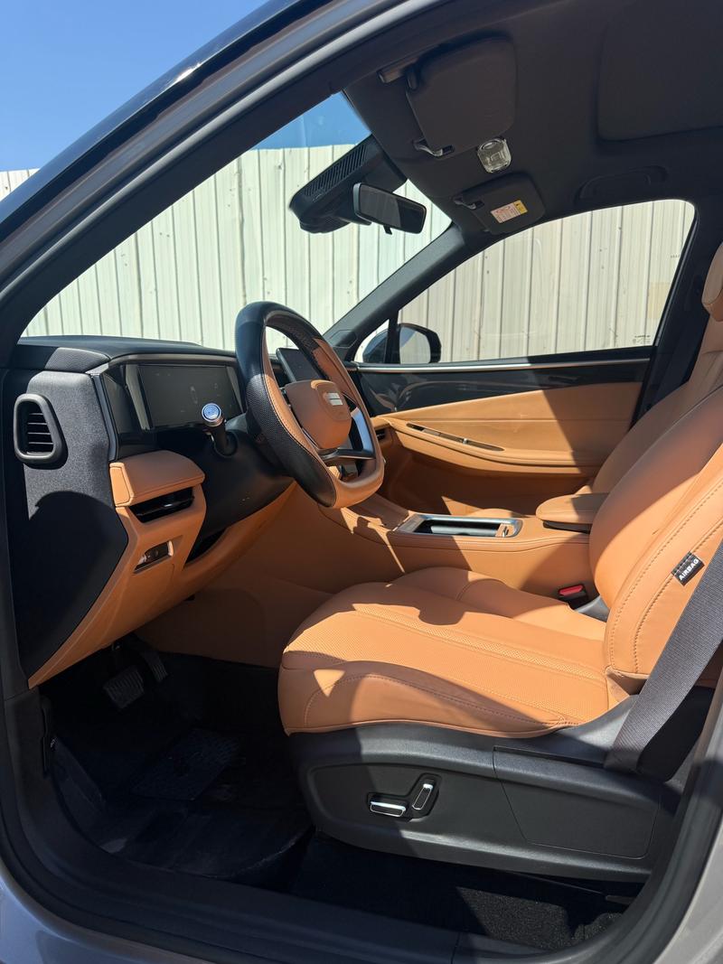 Geely Galaxy L7, 2025 — фото 9 из 11