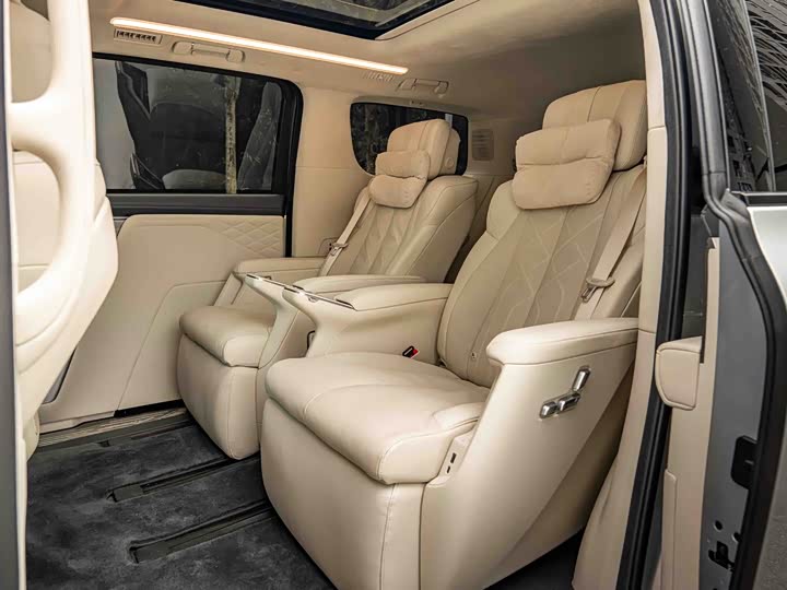 Buick OMPV, 2025 — фото 5 из 9