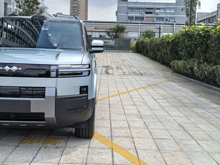 BYD FangChengBao Titanium 7 (Tai 7), 2026 — фото 4 из 9