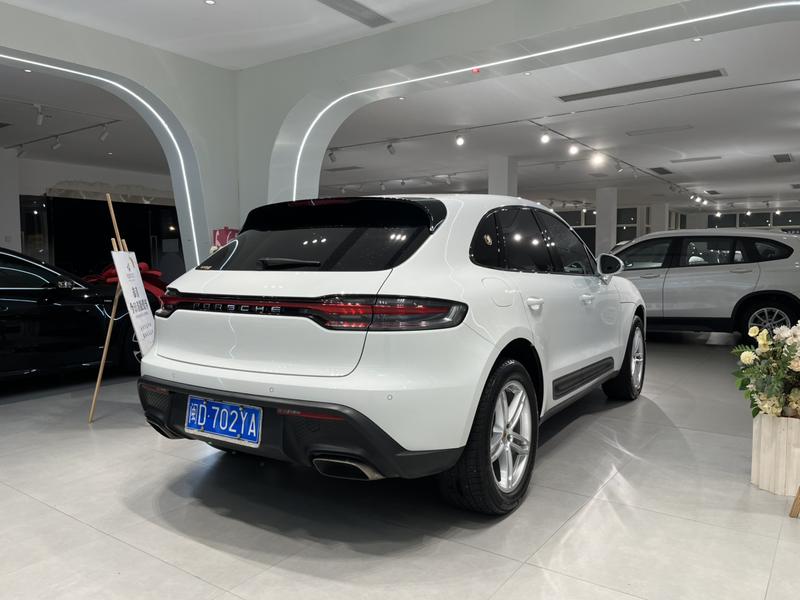 Porsche Macan, 2022 — фото 6 из 12
