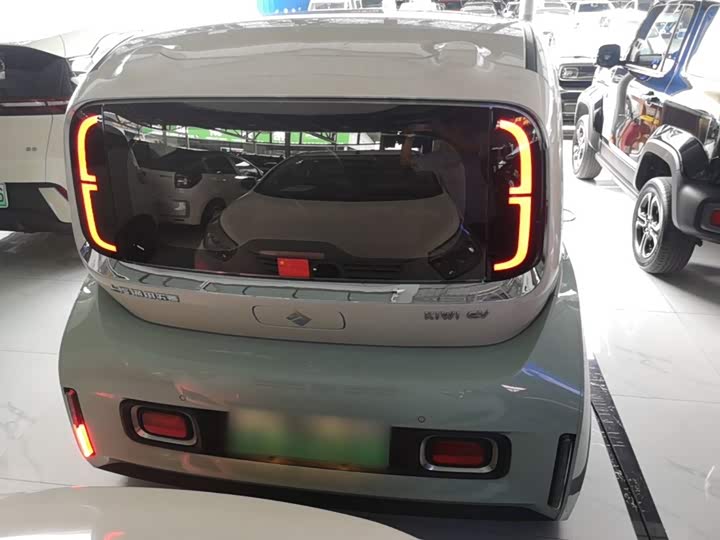 Baojun KiWi EV, 2022 — фото 6 из 9
